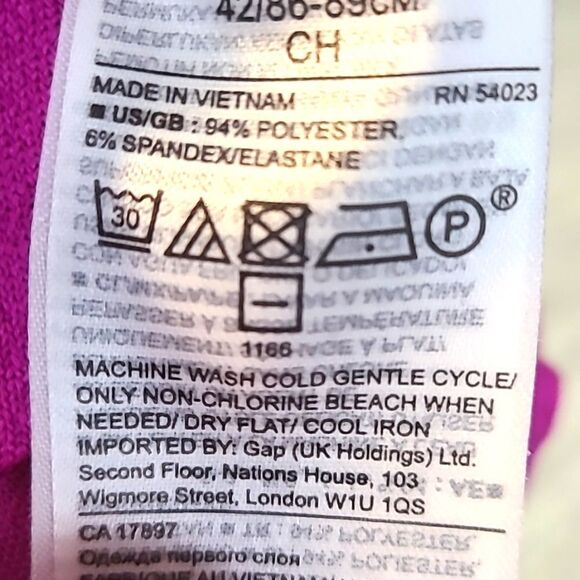 Banana Republic Magenta Short Sleeve Top with Bell Sleeves, Size Small - Picture 6 of 6